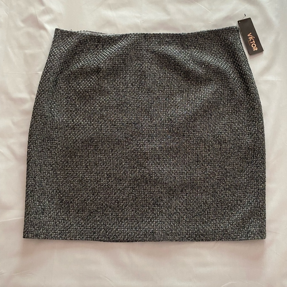 Victor Alfaro Gray Tweed Mini Skirt women’s 22W